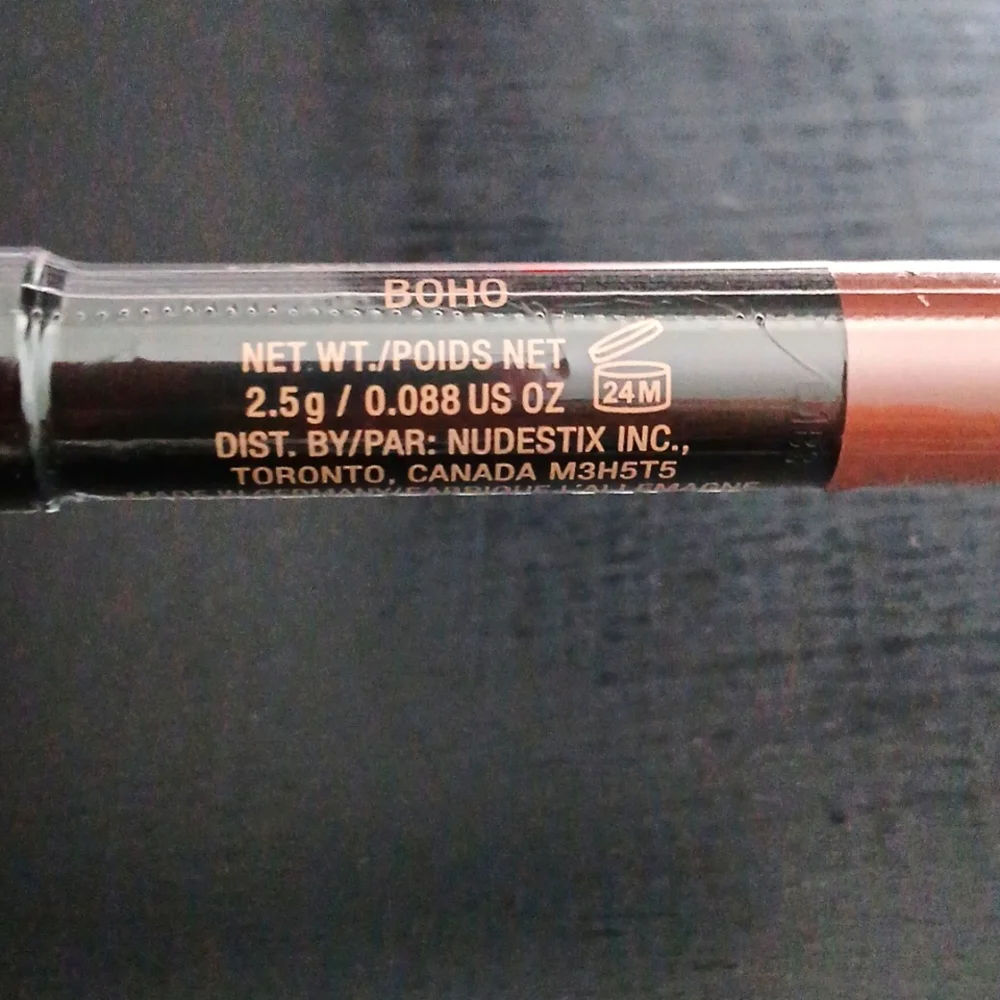 Lip Color - Picture 4 of 4